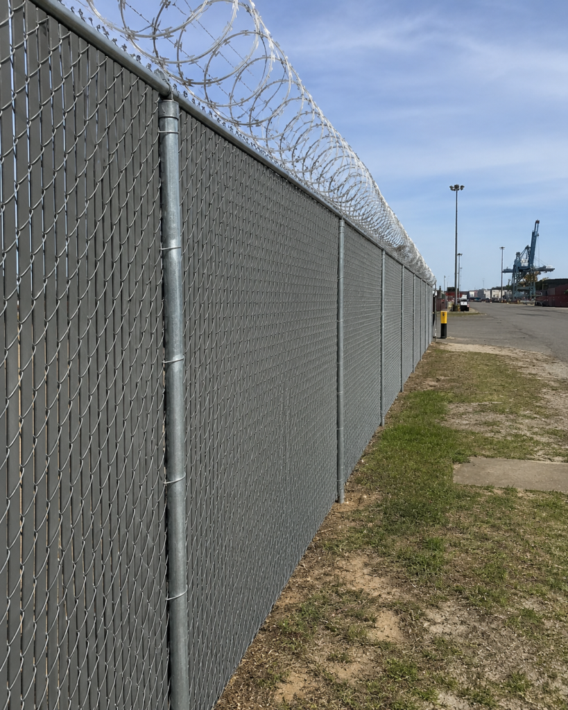 privacy slat chain link fence savannah pt wentworth