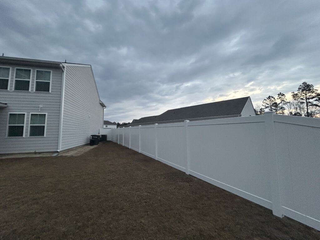 new vinyl fence near me