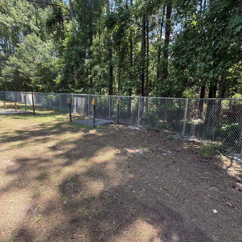 commercial fencing company